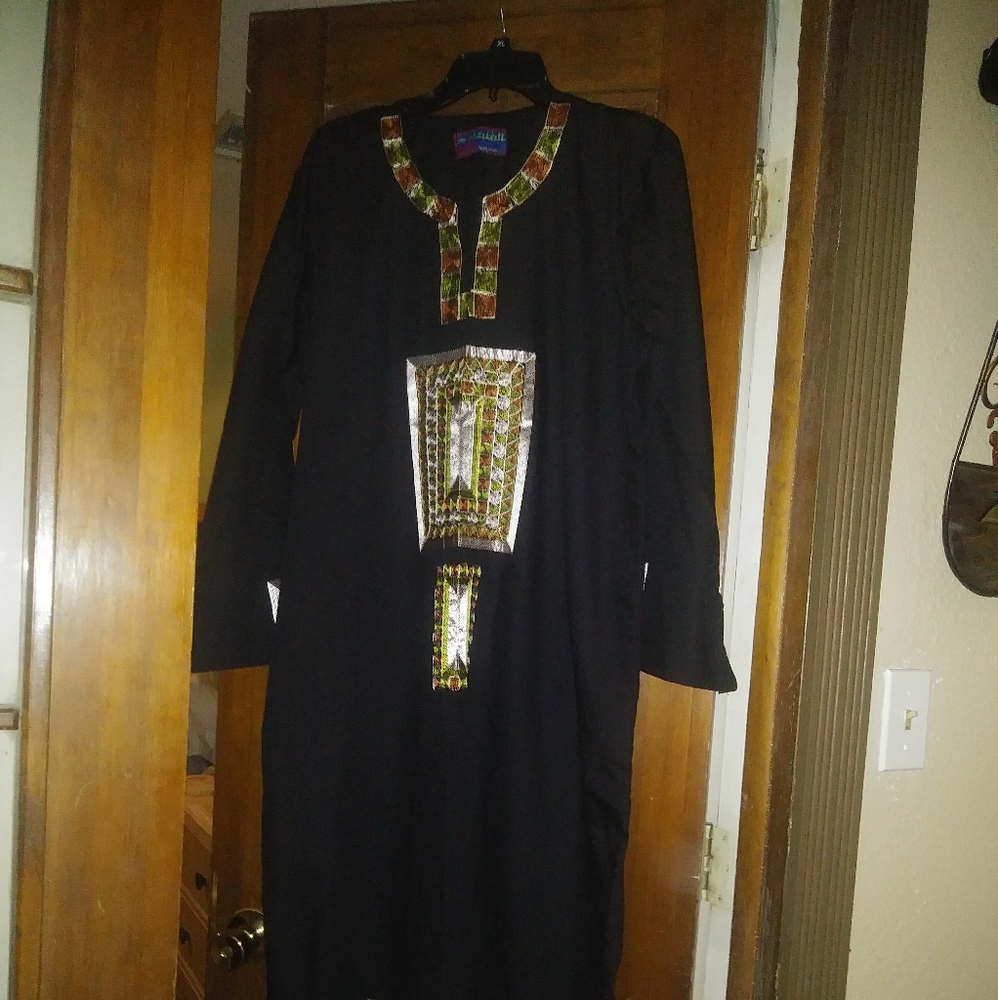 Arabic dress